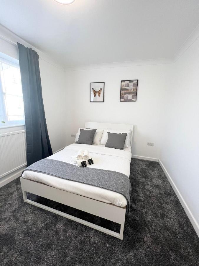 Stunning Flat In Greater London Hotel Exterior photo
